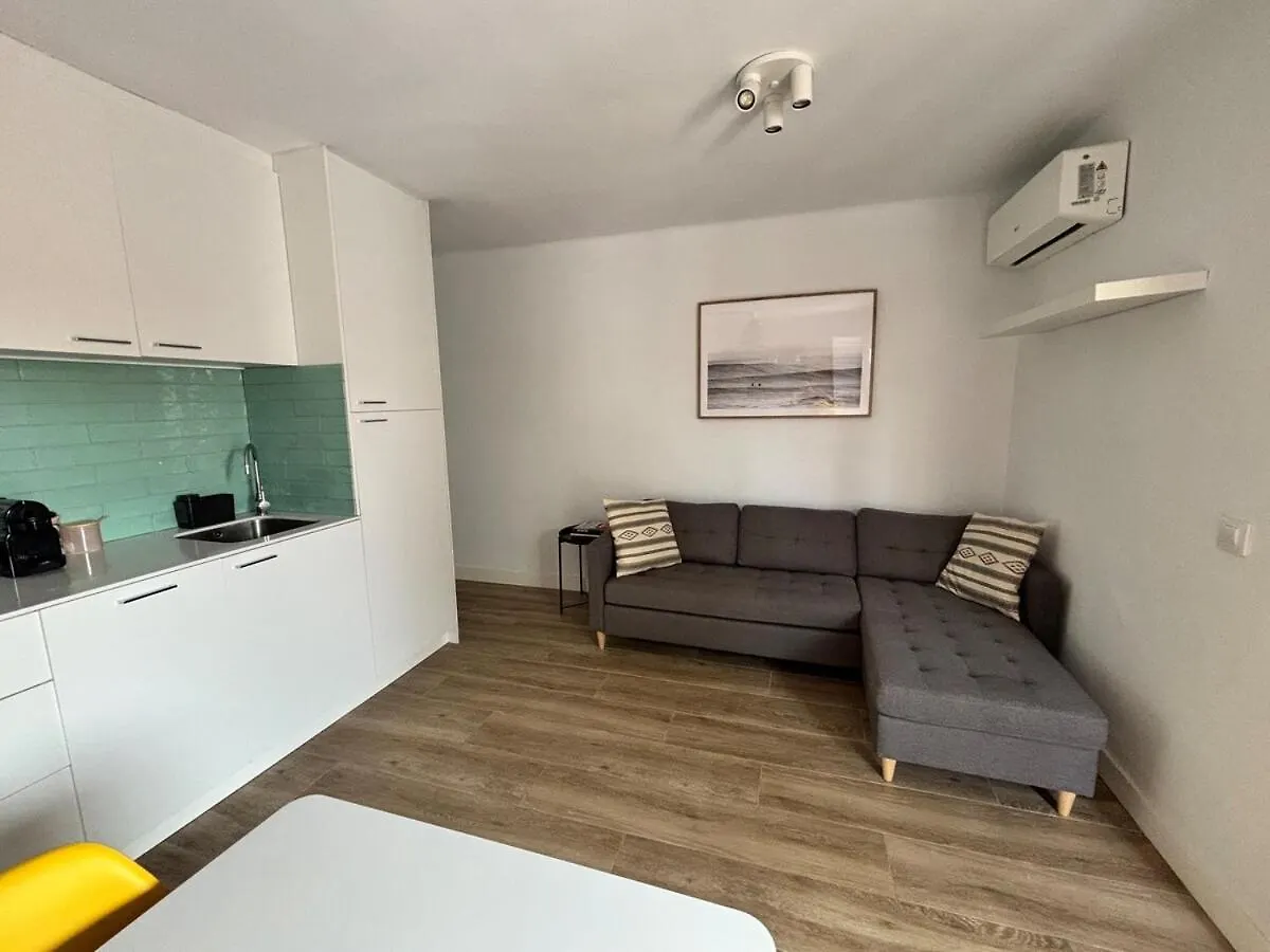 Apartment Swimming Pool And Private Garden 1 Step From The Beach Isla Roja Spain